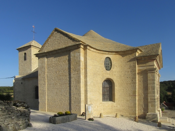 L'église Saint-Barthélémy de Poncey sur l'Ignon a été superbement restaurée....