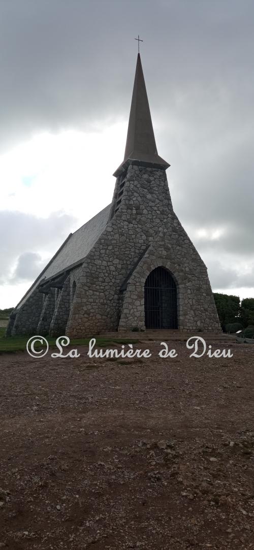 Étretat, la chapelle Notre-Dame de la Garde