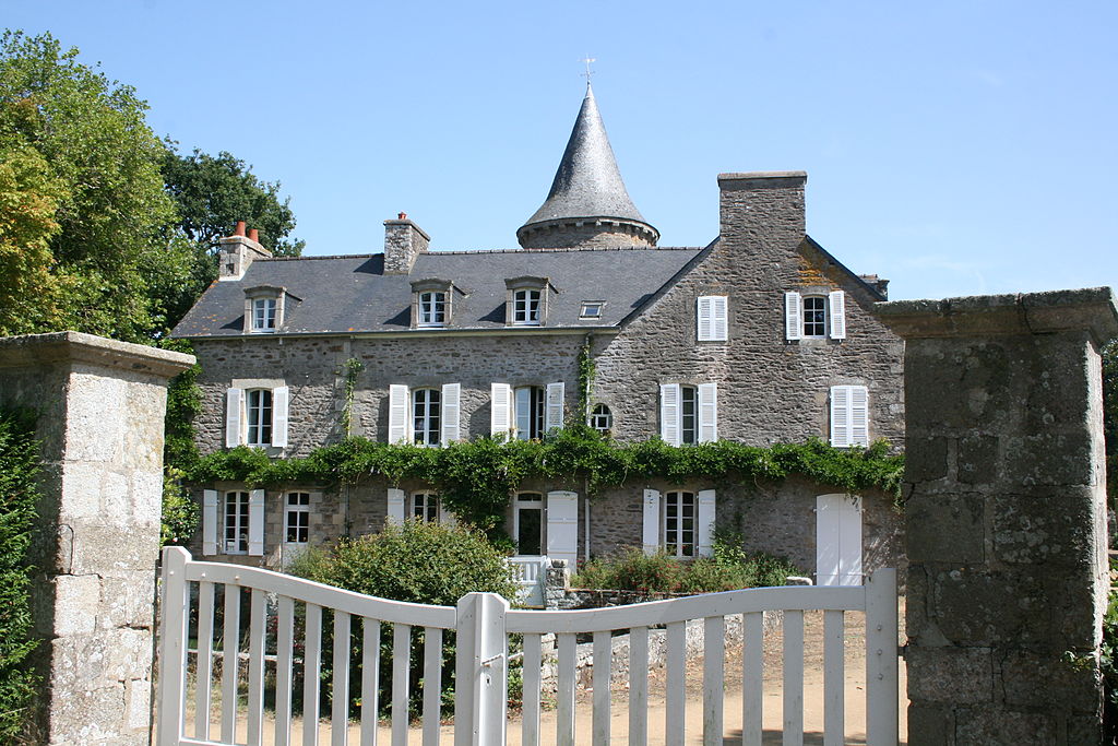 A manor house in Saint Pôtan, Brittany.JPG