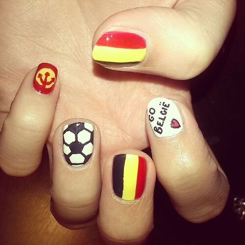 ∗ Nail Art : Belles aux couleurs Belges