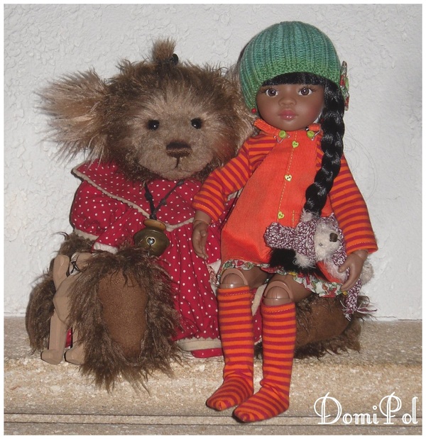 Ours: Petit Charlie Bear