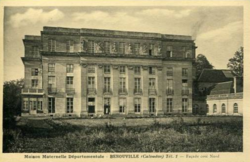 Le château de Bénouville