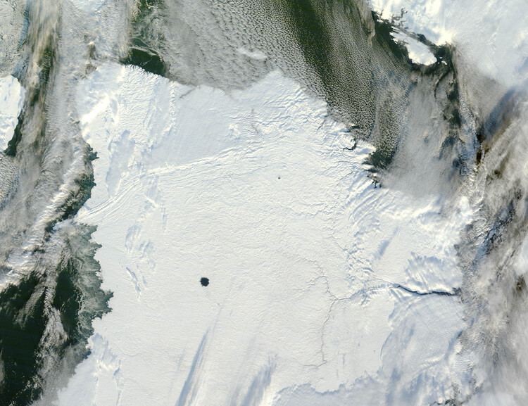 Ice-Free_Crater_Lakes_on_Ungava_Peninsula