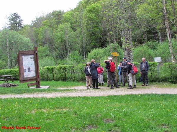 Une randonnée aux Sources de la Seine a été organisée par Châtillon-Scènes et les randonneurs de la MJC Lucie Aubrac