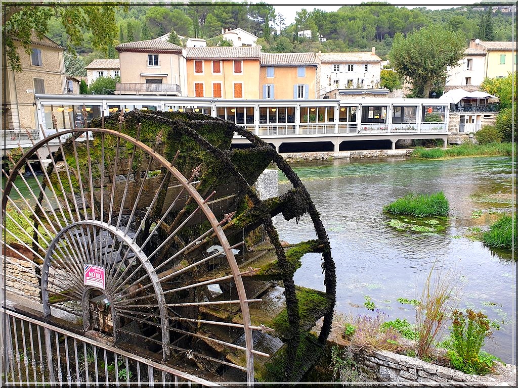 1026 - Fontaine de Vaucluse (84)