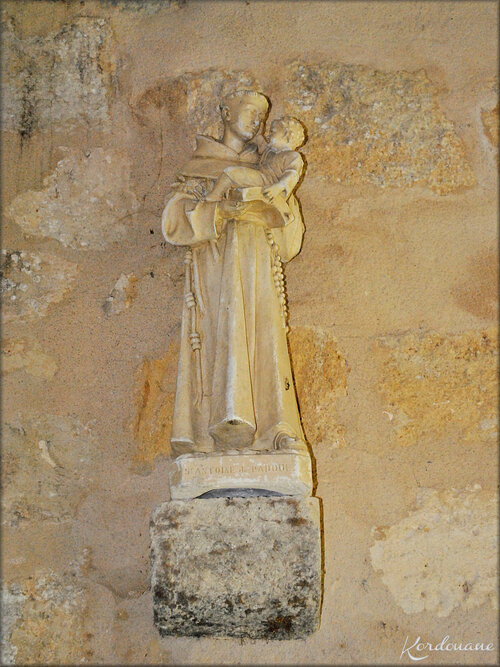 Photos de la chapelle du château médiéval de Langoiran