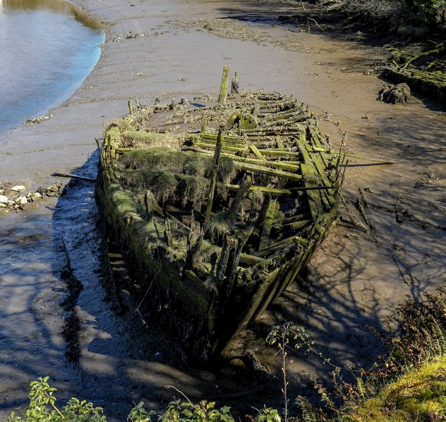 Là où finissent les bateaux: Camaret-sur-mer, Le Magouër, Pont-Aven.