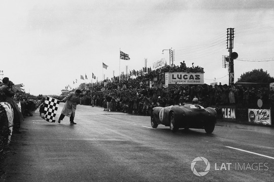 Maurice Trintignant le Mans 54