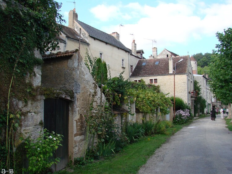 Noyers -sur-Serein