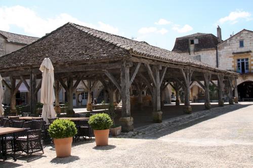 La halle de la Bastide de Montpazier