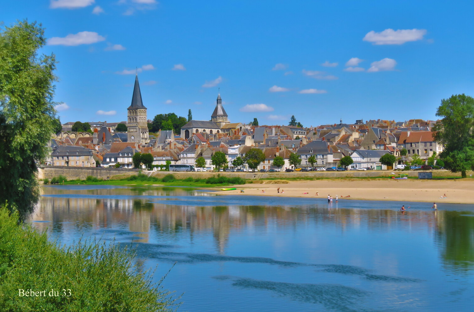 Charité sur Loire (58) dans la Nièvre