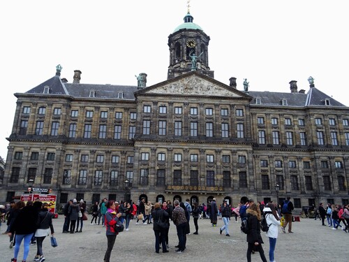 La Place du Dam à Amsterdam (Pays-Bas)