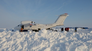 season marathon antartic winter