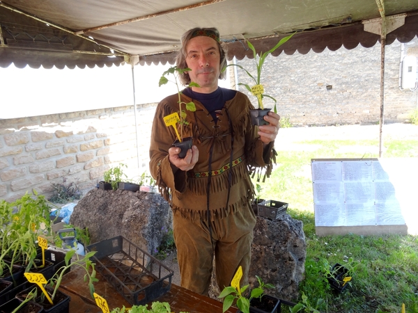 ARCE a organisé, dimanche 18 mai, sa traditionnelle "foire aux graines, jardin et nature", à Recey sur Ource