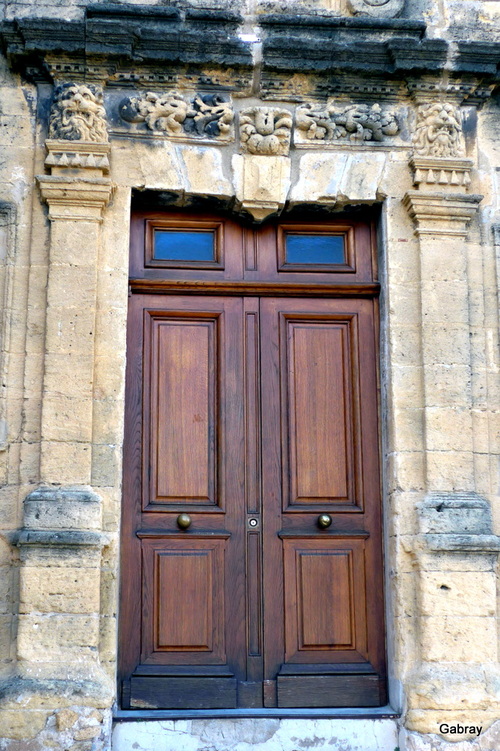 Salon de Provence : portes et fenêtres ... n 3