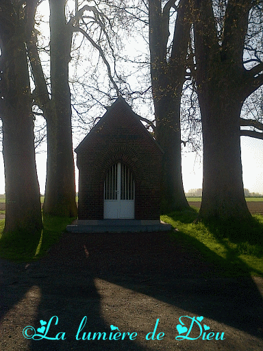Cysoing : chapelle aux arbres