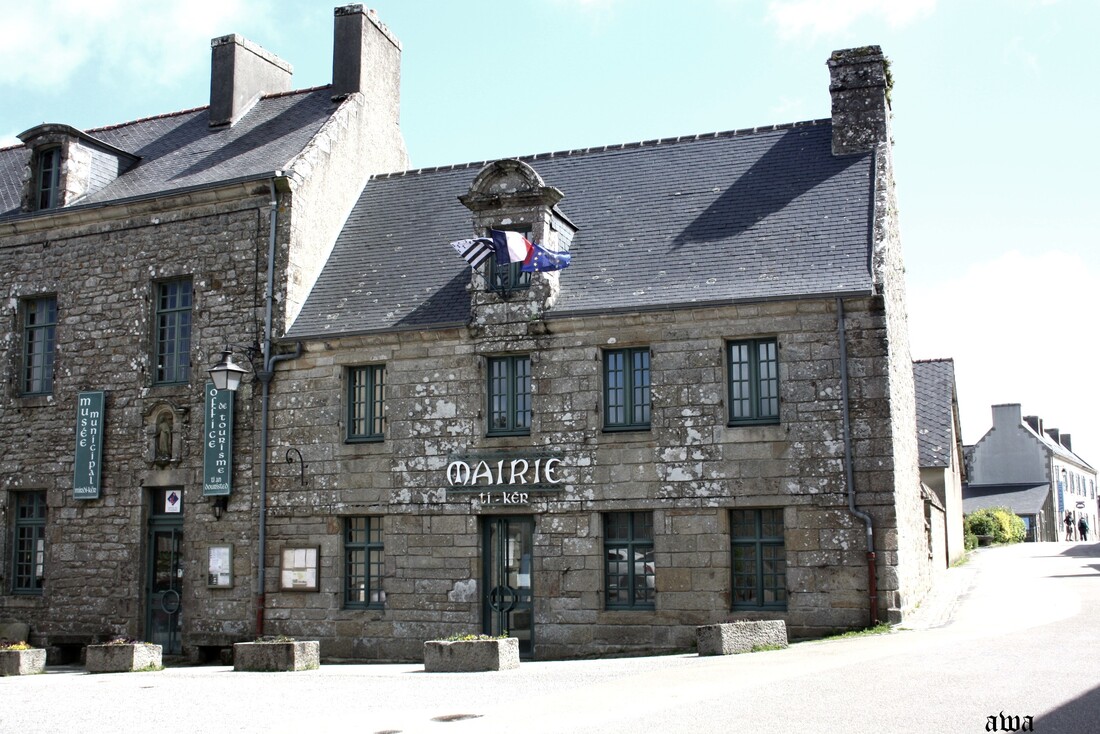 Bretagne en mai 2014, Locronan, suite, pour la Carte de France de Canelle