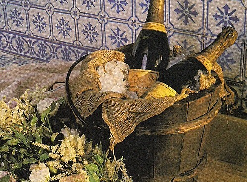 Le champagne Veuve Clicot est mis à rafraîchir d'abord da