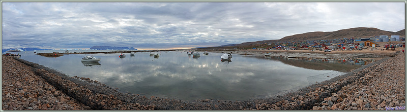 Le port artificiel de Qaanaaq à marée basse - Groenland