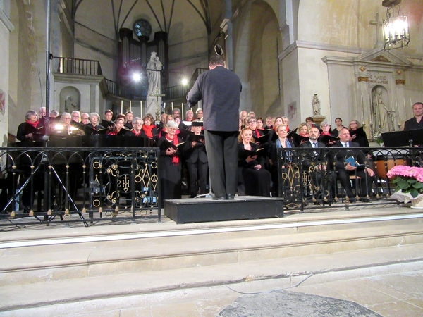 Le  concert du Chœur de Haute Côte d'Or a eu un très grand succès....