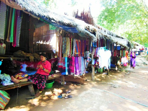 ThAïLaNdE , des Femmes