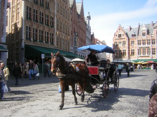 BRUGES, LA VENISE DU NORD