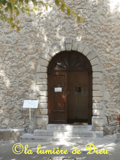 Le Revest les eaux, église Saint Christophe