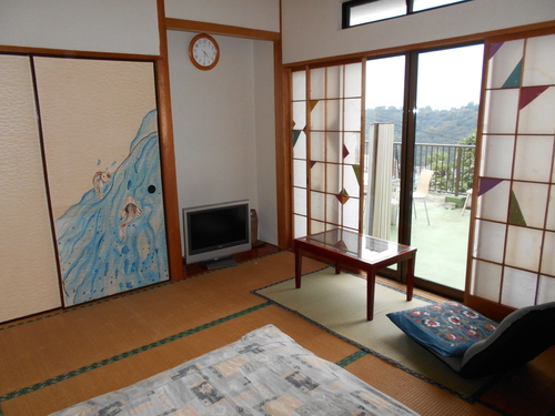 Présentation de l'hôtel : Bienvenus à Yugawara Guest House ^^