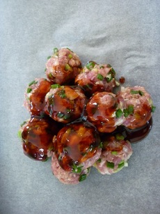 Boulettes de porc sauce yakitori (Japon)