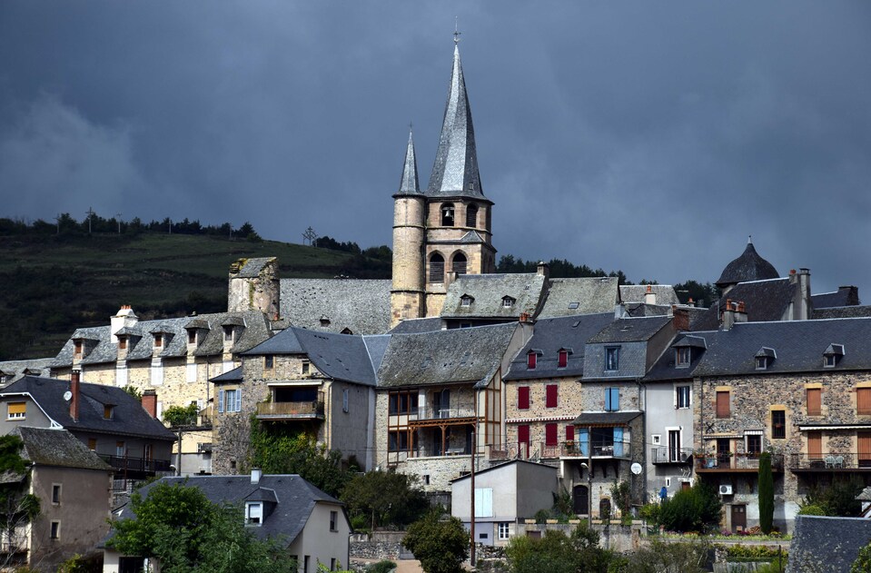 J19 - St Côme d'Olt et son clocher tors