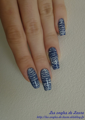 Stamping bleu et blanc