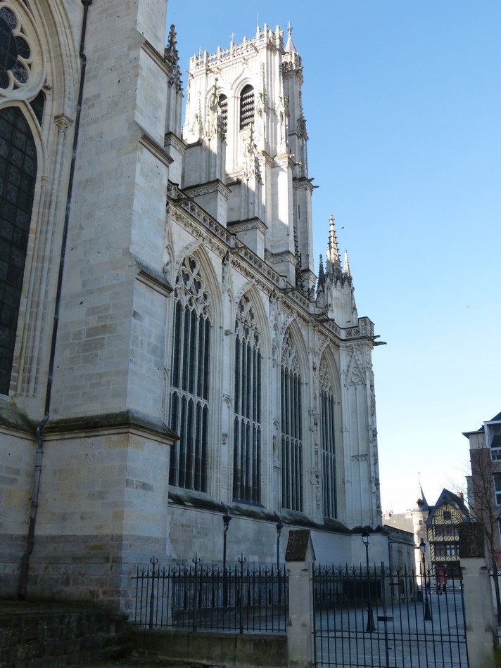 Notre Dame d'Amiens, le matin, le soir 