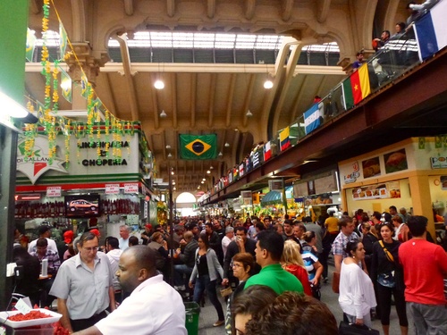 Le Mercado Municipal aux couleurs de la Coupe du Monde 