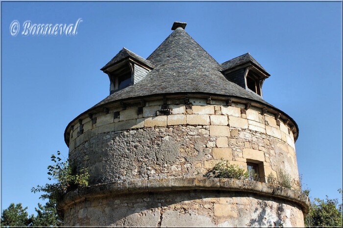 Pigeonnier Château de Sauveboeuf, Dordogne
