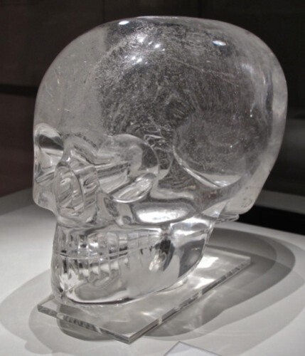 L'énigme des crânes de cristal, héritage des mayas, ou magnifiques faux du  XIXè siècle ? - archéologie du quotidien archéologie du futur