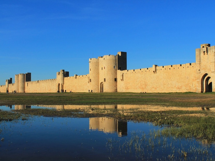 Gîte le Mas Loin: Aigues-Mortes