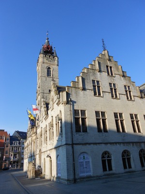 vue d'ensemble de l'Hôtel de Ville de Termonde