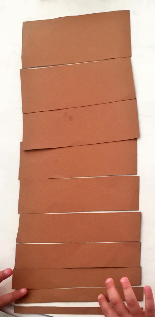 Gradations de formes rectangles : escalier marron