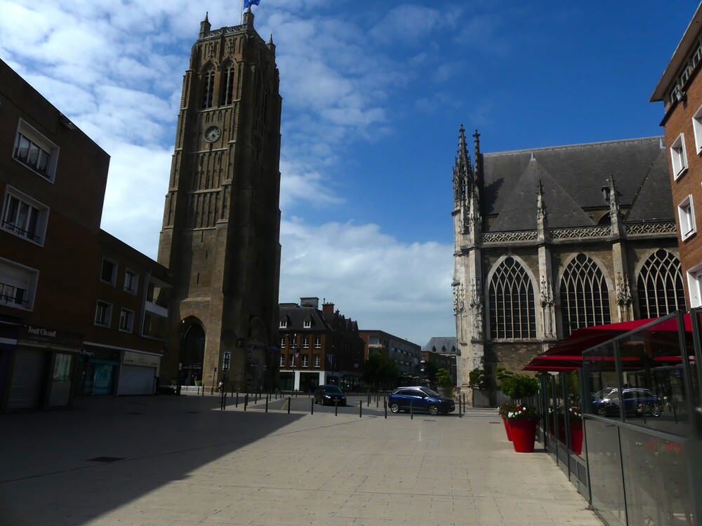 CATHEDRALE  SAINT  ELOI