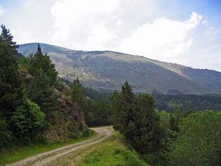 Des merveilles au pays d'Alysse - Le Tour du Coronat - 1er jour - Jujols (940 m) - L'Estany del Clot (1.635 m) par le Col du Portus (1.736 m)-16 kms.