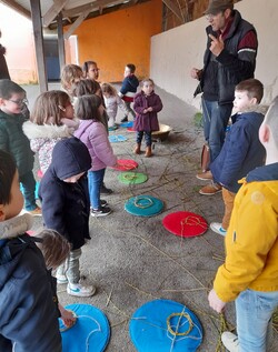 Maternelle : jeux buissonniers