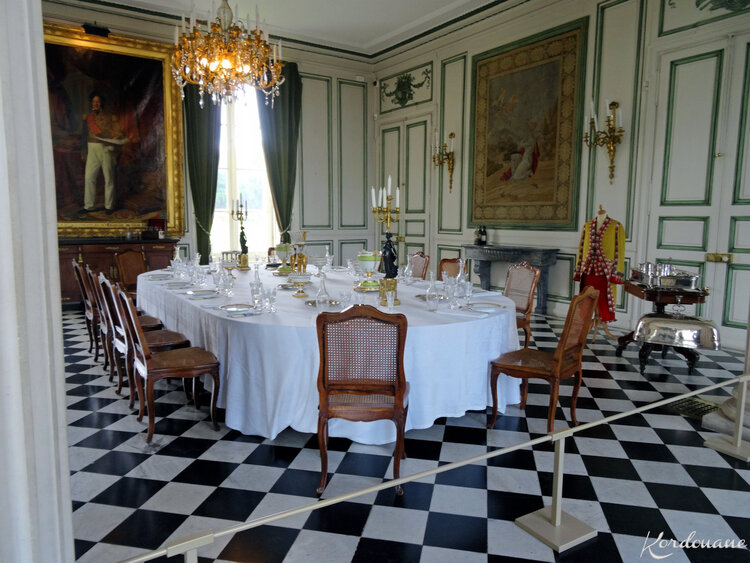 Photos de la salle à manger du château de Valençay