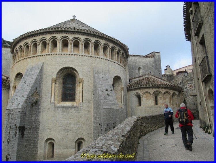 St Guilhem le Désert, le sentier des fenestrettes