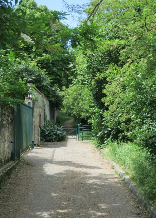 Montée jusqu'au point de vue de la Vierge à Moissac 