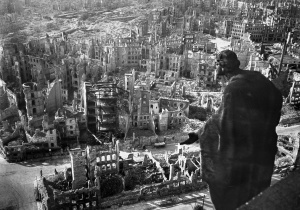 1945-02 Dresden