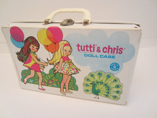 L a Barbie Tutti et sa valise