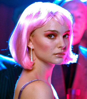 un indice, mademoiselle ? (natalie portman dans 'closer', 2004) 