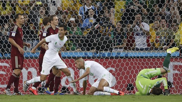 Jeudi 26.6.2014 à Curitiba Russie-EN 1-1 qualification historique