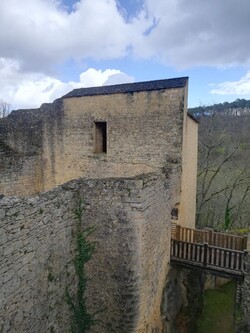 Château de Bonaguil  ( suite )