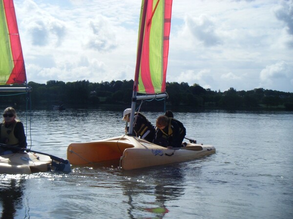 C'est parti pour la voile! avec les pagaies aussi...